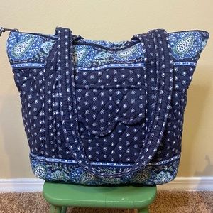 Vera Bradley Seaport Navy paisley tote bag vintage quilted cotton